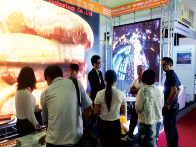马来西亚国际广告及LED展星空游戏展会现场