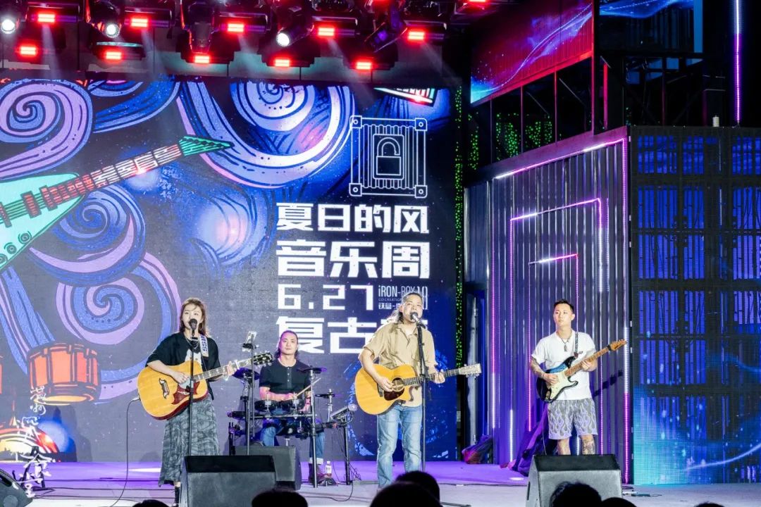 LED显示屏生产厂家 LED显示屏生产厂家