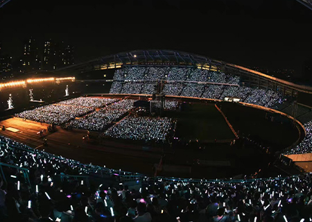 张韶涵常州演唱会, 星空游戏透明LED显示屏闪耀全场