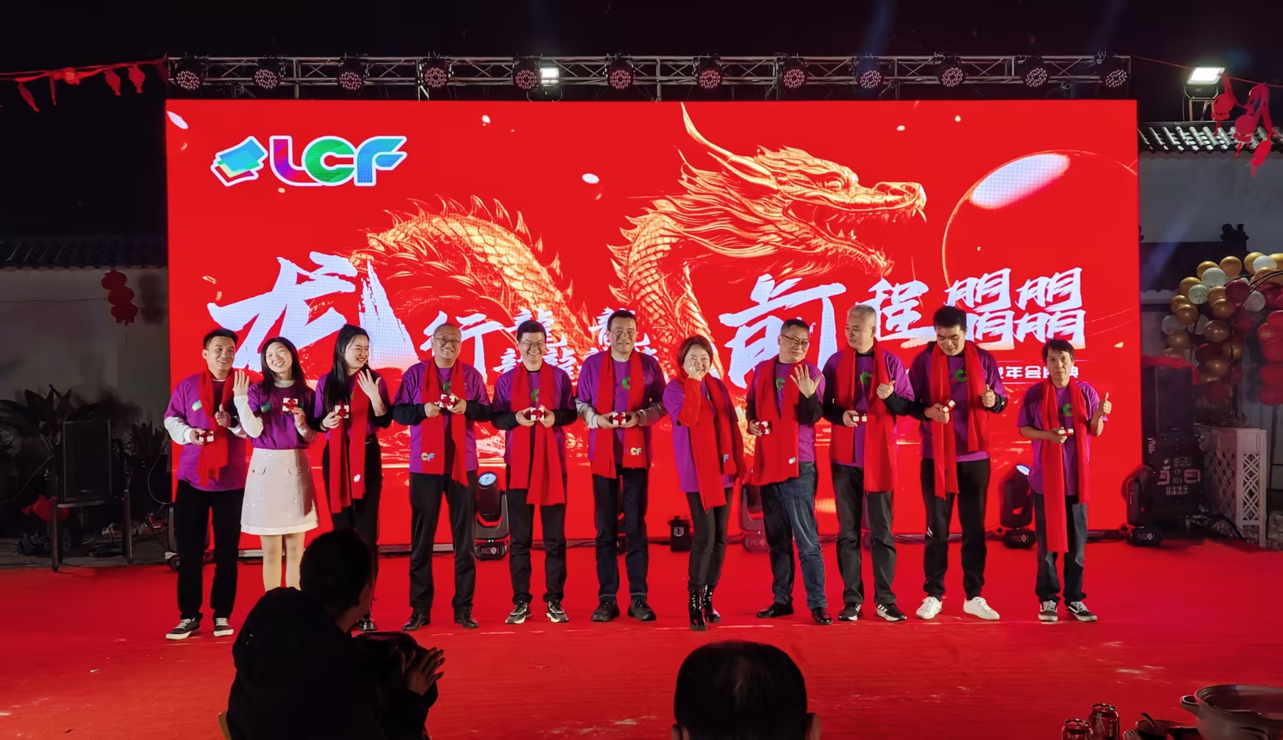 颁戒指 颁戒指